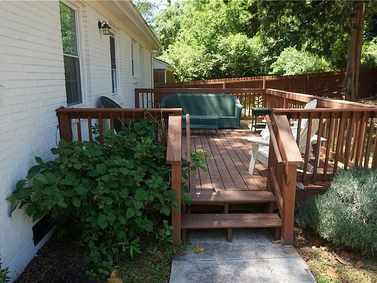 2163 Lilac Ln — Photo 23
