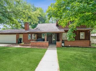 703 Grove St, Perry, IA 50220