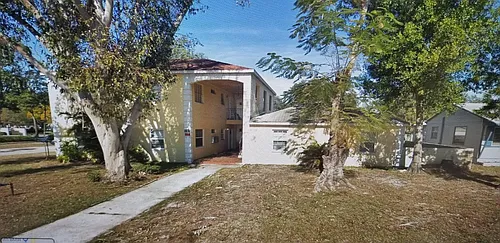 3267 36th Ave N #6 Photo 1
