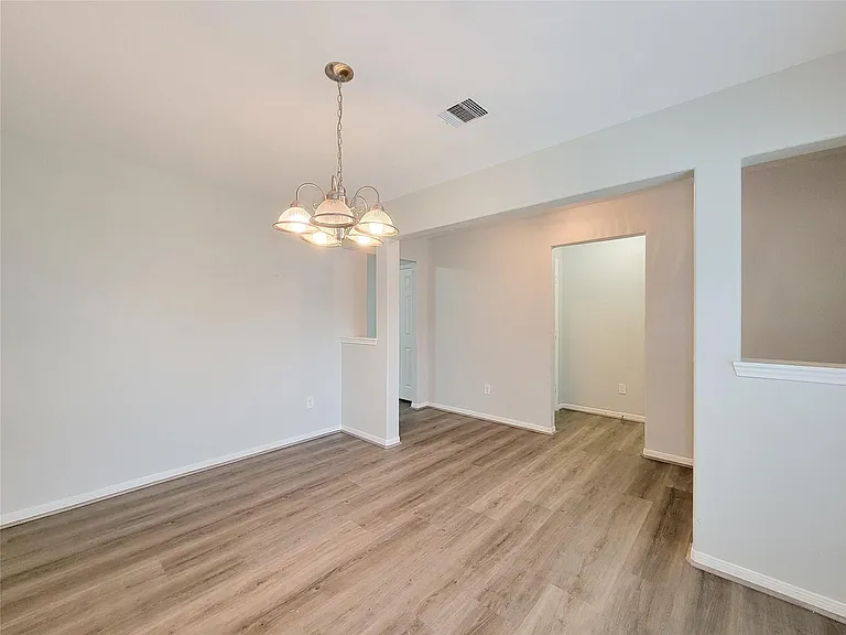 3602 Zephyr Glen Way — Photo 6