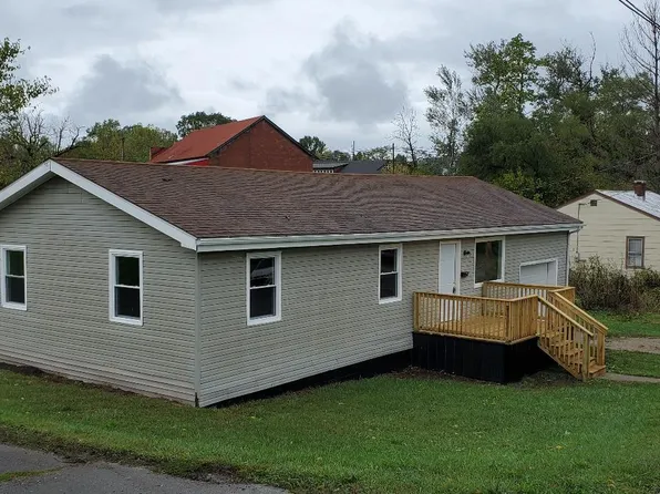 19 Central Ave, Peebles, OH 45660