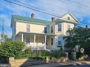 20 Blue Ridge Ave, Front Royal, VA 22630