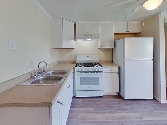 5th image of 5041 Shaw Ave #2W