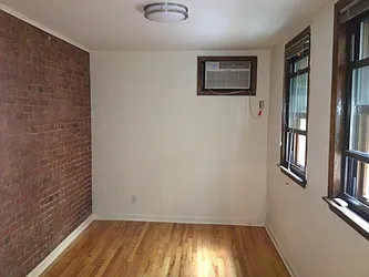 Rented by Manhattan Property Group