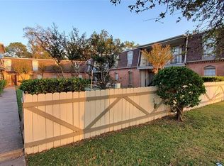 1220 Shadowdale Dr APT 20, Houston, TX 77043