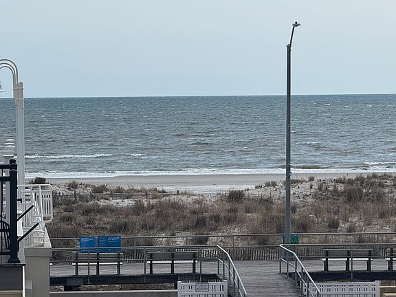 Ocean View and Breeze