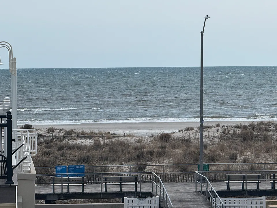 Ocean View and Breeze