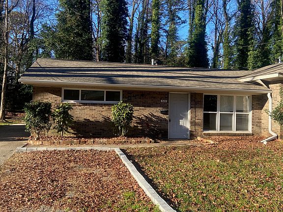 2nd image of 526 Blendwood Dr