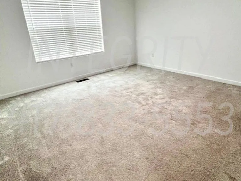 800 Hoffman Hills Blvd — Photo 12