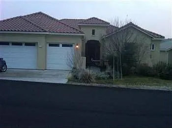 120 Athena Dr photo 1