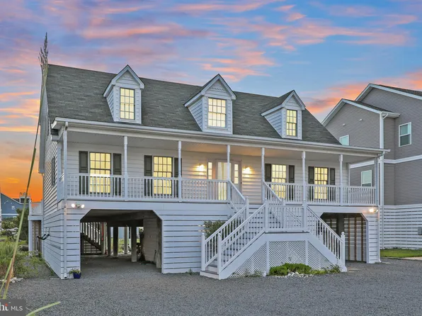 35048 Loretta St, Bethany Beach, DE 19930
