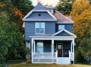 43 Connecticut River Rd APT 3, White River Junction, VT 05001