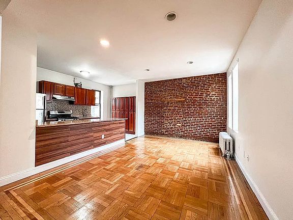 4th image of 712 W 176th St APT 5A