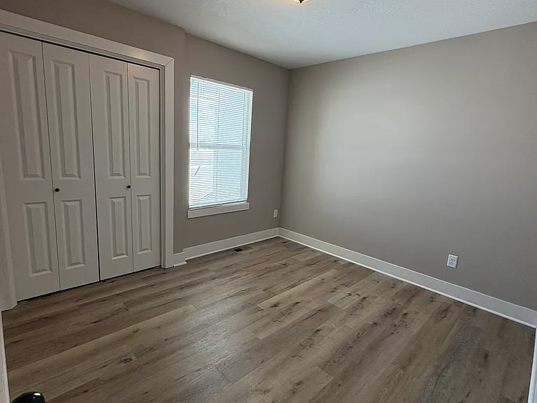 16307 W Lynndale St #16307 — Photo 5