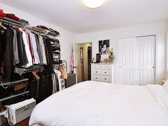 5th image of 7426 220th St