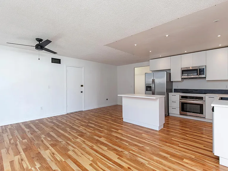 1341 Cerritos Ct — Photo 3