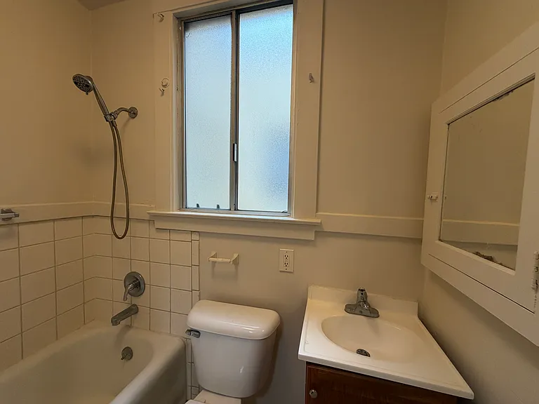 7394 Mission St #2 — Photo 5