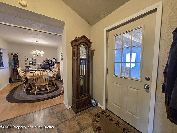 3rd image of 205 1st Ave NE