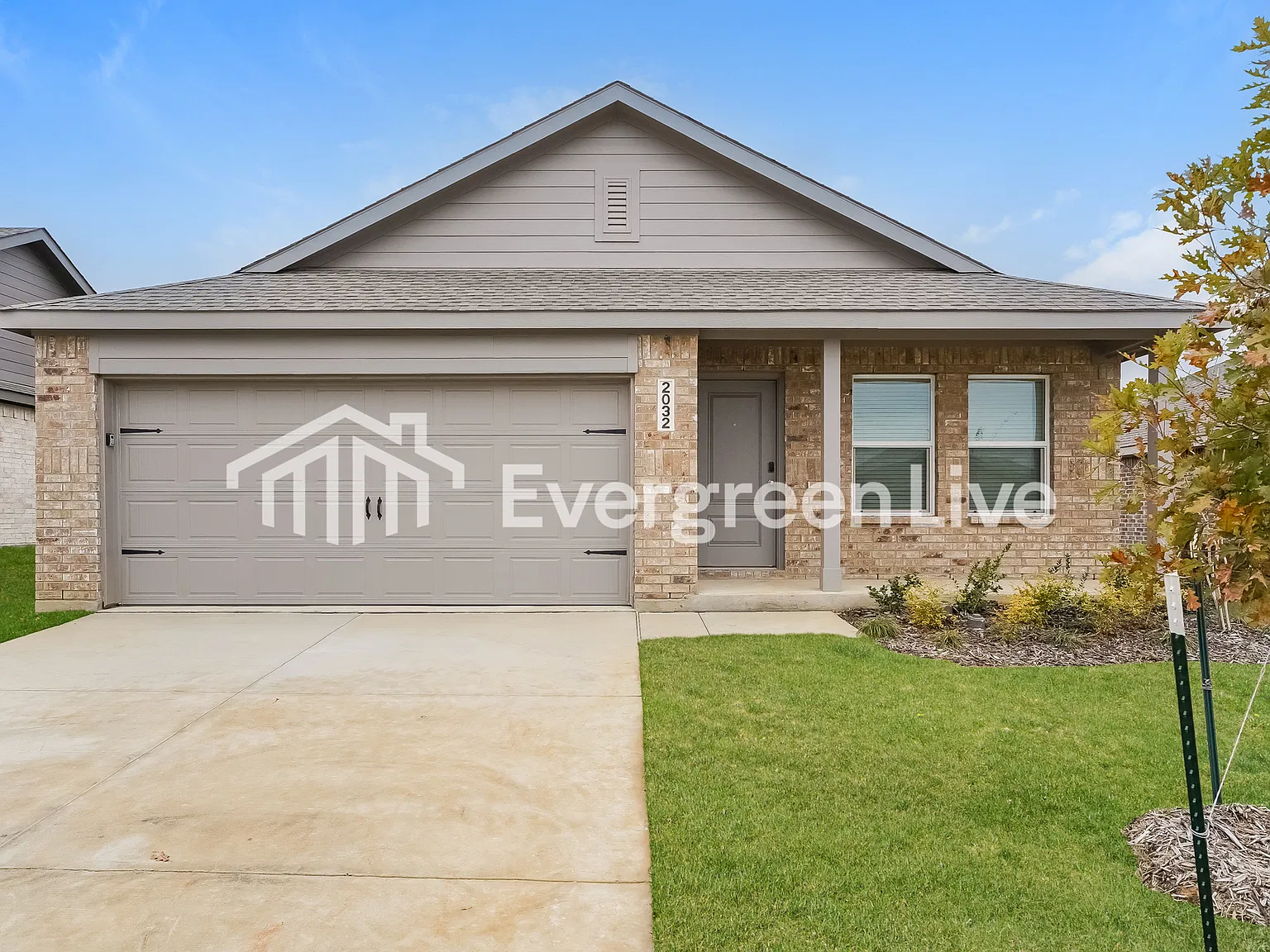 4 bed, 2.0 bath, 1760 sqft, $1,845 — Photo 1