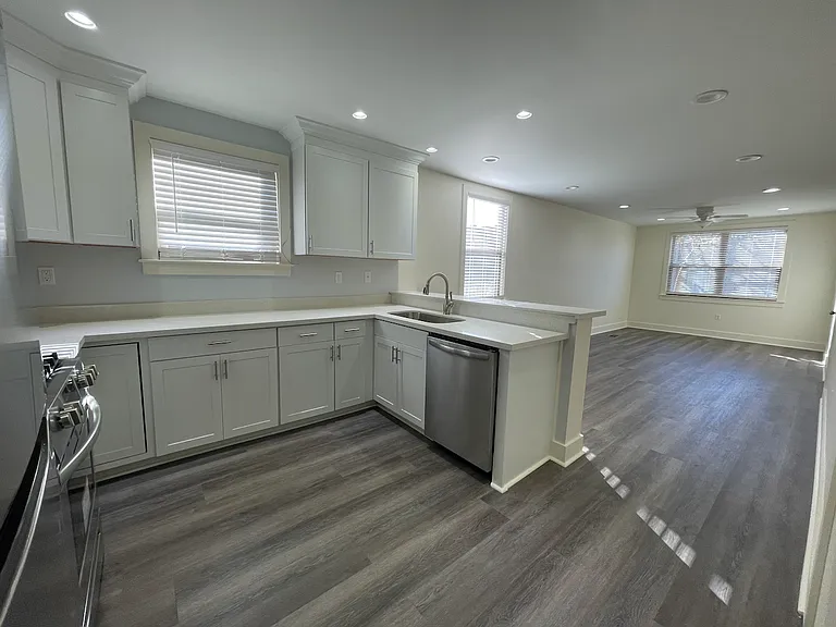 111 Elmeer Ave #A — Photo 4