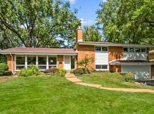 767 Ivy Ln, Glencoe, IL 60022