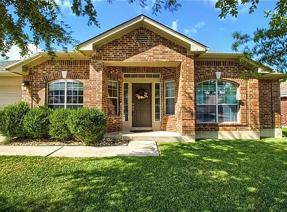 3rd image of 605 Abbeyglen Castle Dr