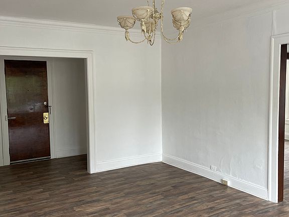 3rd image of 11871 Lake Ave APT 7