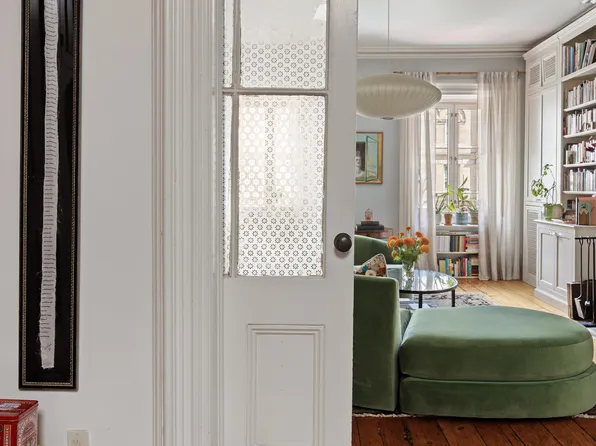 217 Second Avenue image 8 of 30