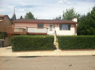 3322 Sun Rise Hills Dr, Cheyenne, WY 82009