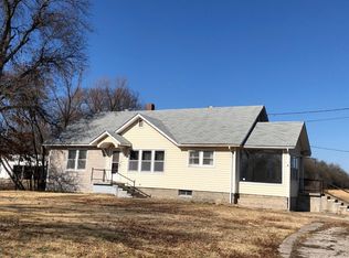 3639 Main St, Parsons, KS 67357