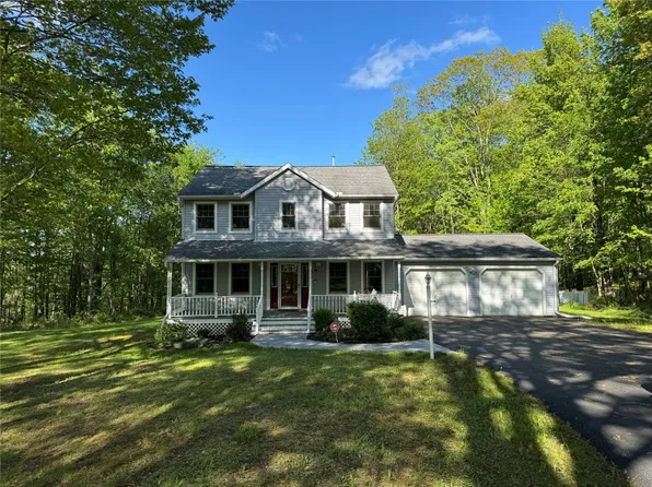 618 Brotzman Rd, Binghamton, NY 13901