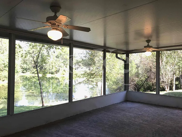7852 Catskills Ct — Photo 25