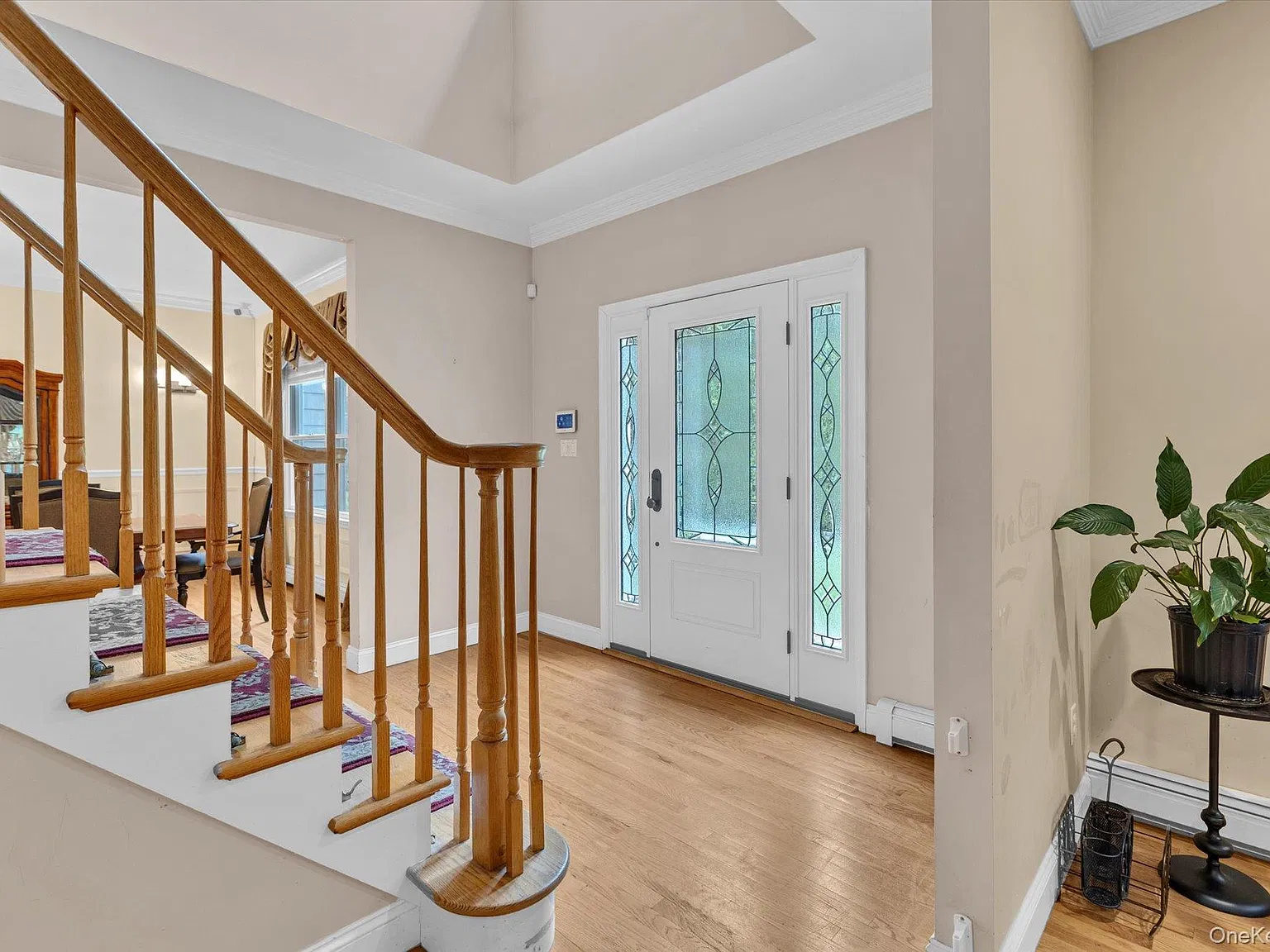4 bed, 3.5 bath, 2700 sqft, $7,500 — Photo 2