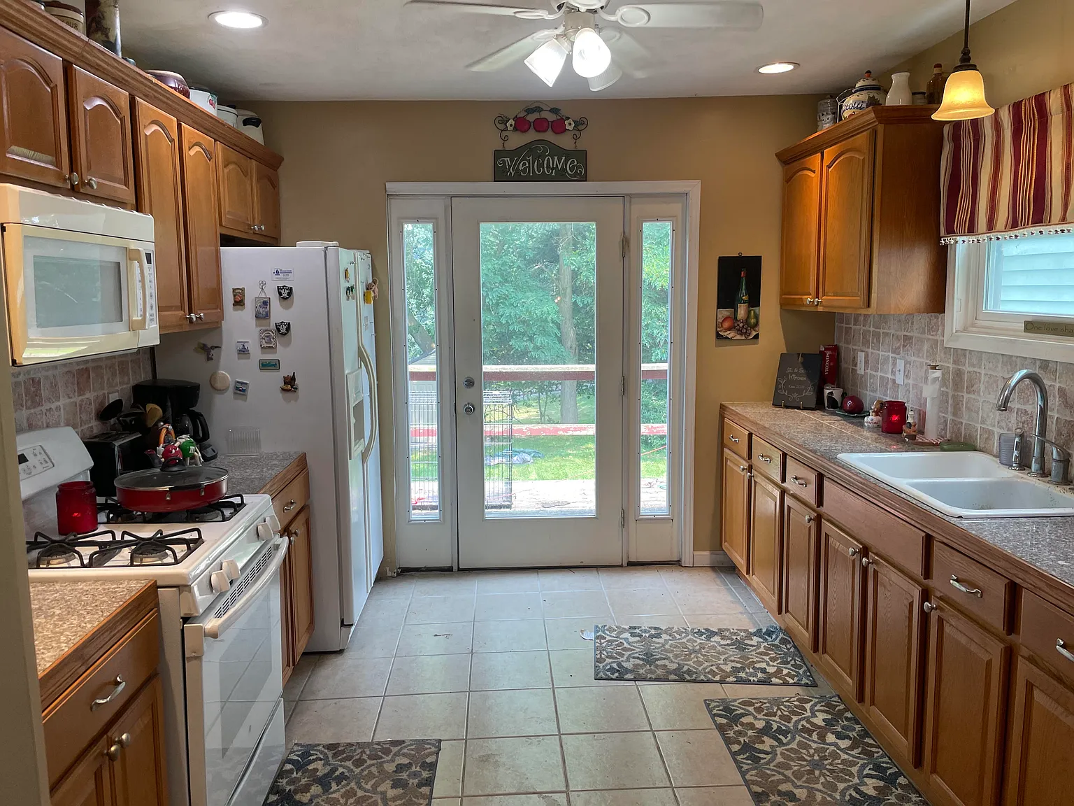 2 bed, 1260 sqft, $1,400 — Photo 2