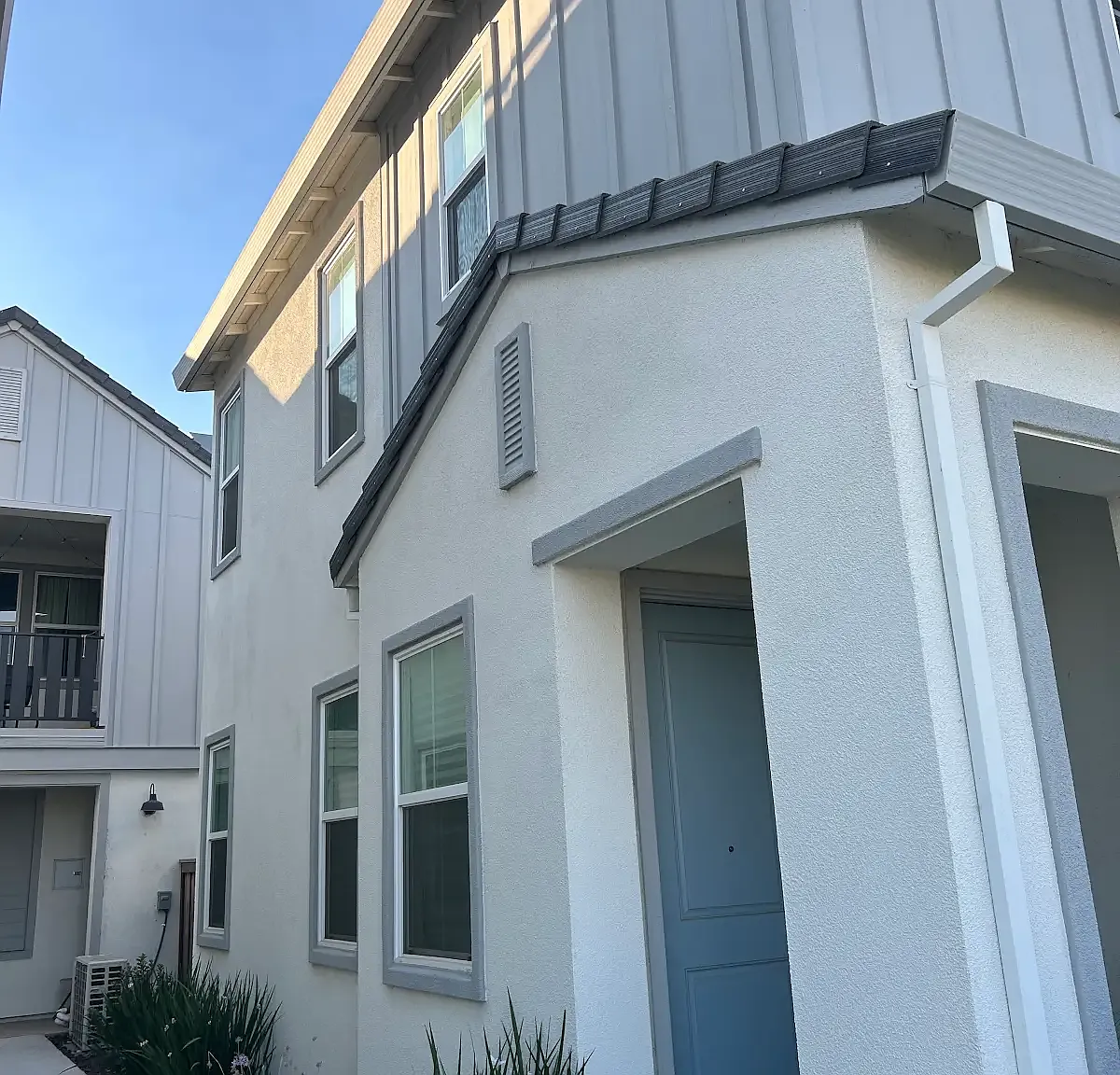 4 bed, 1488 sqft, $3,100 — Photo 2