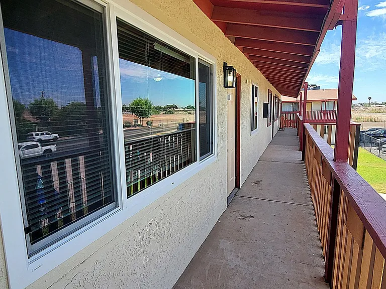 398 Cattle Call Dr — Photo 2