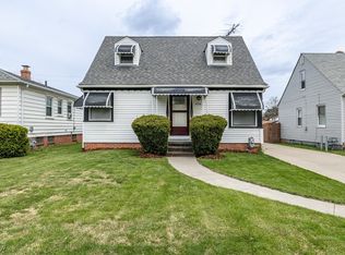 4516 Snow Rd, Parma, OH 44134