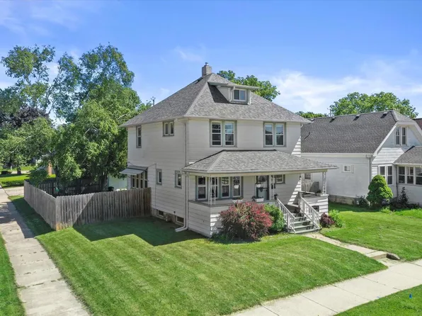 626 Madison AVENUE, South Milwaukee, WI 53172