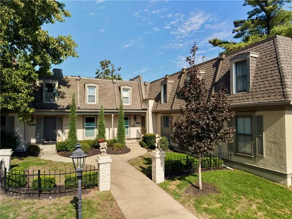 10730 Glenwood St APT C, Overland Park, KS 66211
