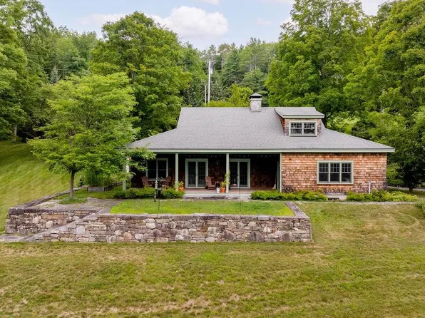 635 Academy Road, Thetford, VT 05075