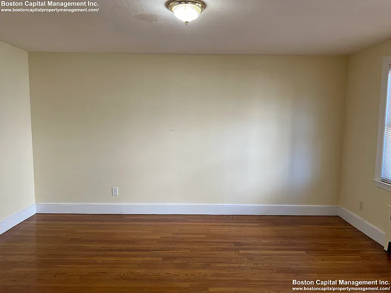 462 Highland Ave — Photo 8