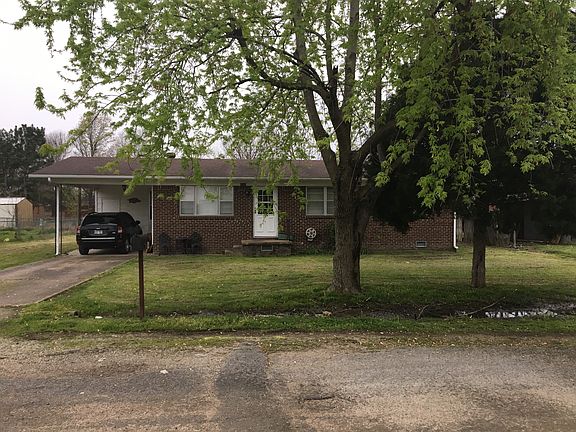 3rd image of 2506 SE 2nd St