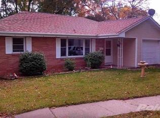 960 Tressa St, Dubuque, IA 52003