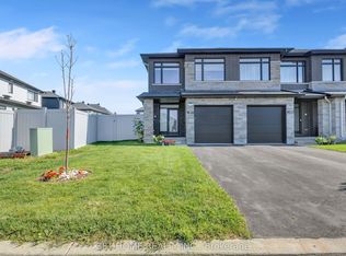 39 Hermes Ave, Ottawa, ON K4M 0K7