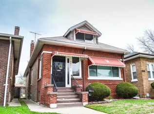 8211 S Dorchester Ave, Chicago, IL