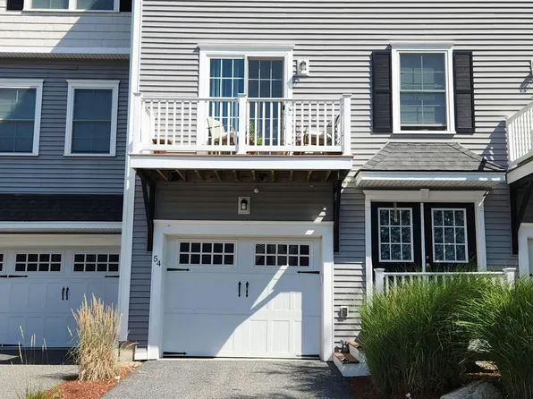 54 Compass Point Unit F-3, North Andover, MA 01845