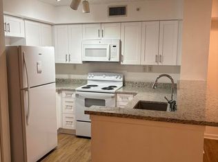 7808 Sonoma Springs Cir, Lake Worth, FL 33463