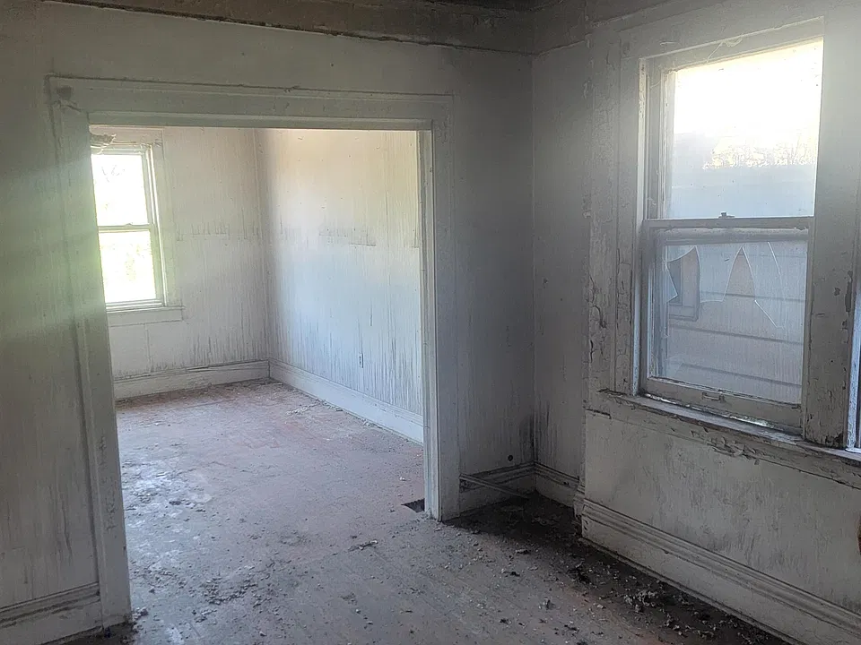 Building Photo 4