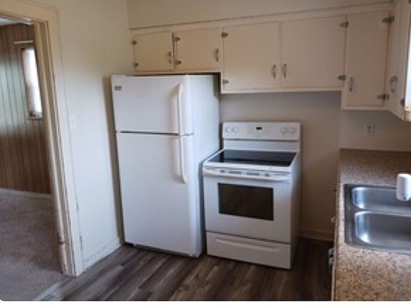 4th image of 915 5th St
