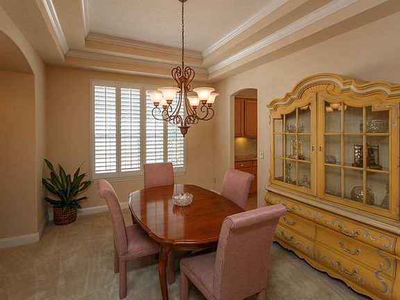 3rd image of 10710 Woodchase Cir